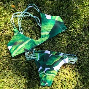 tropical print bikini set